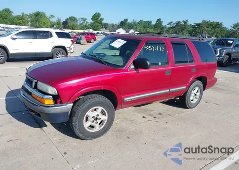 2000 Chevrolet Blazer Ls from USA, damaged, VIN 1GNDT13W8Y2149343